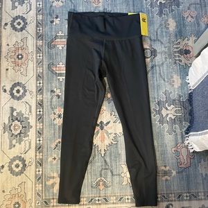 All in Motion leggings nwt